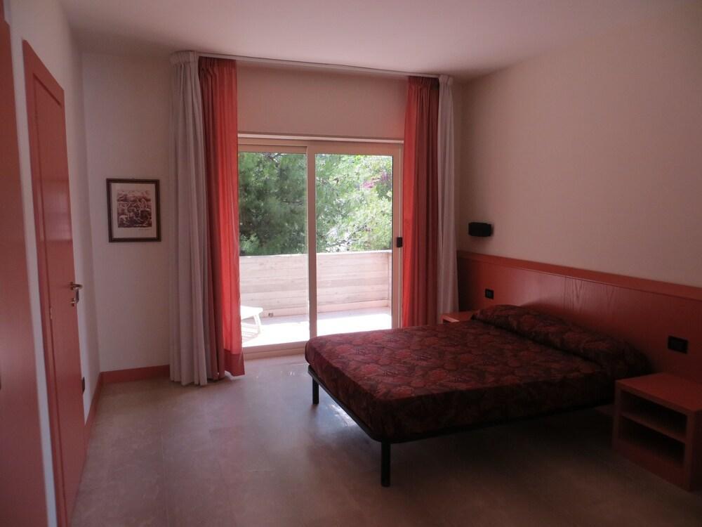 Villaggio Hotel Ripa Rodi Garganico Eksteriør billede