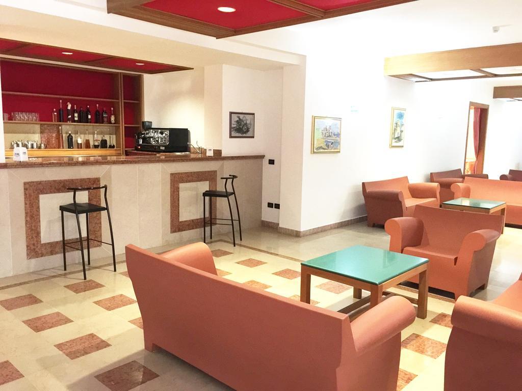 Villaggio Hotel Ripa Rodi Garganico Eksteriør billede